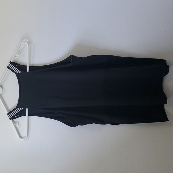 Adidas work out top NWOT - Picture 3 of 5